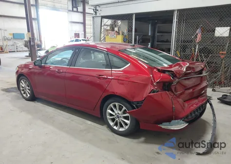 2017 Ford Fusion Se z USA, uszkodzony, nr VIN 3FA6P0HD8HR221537